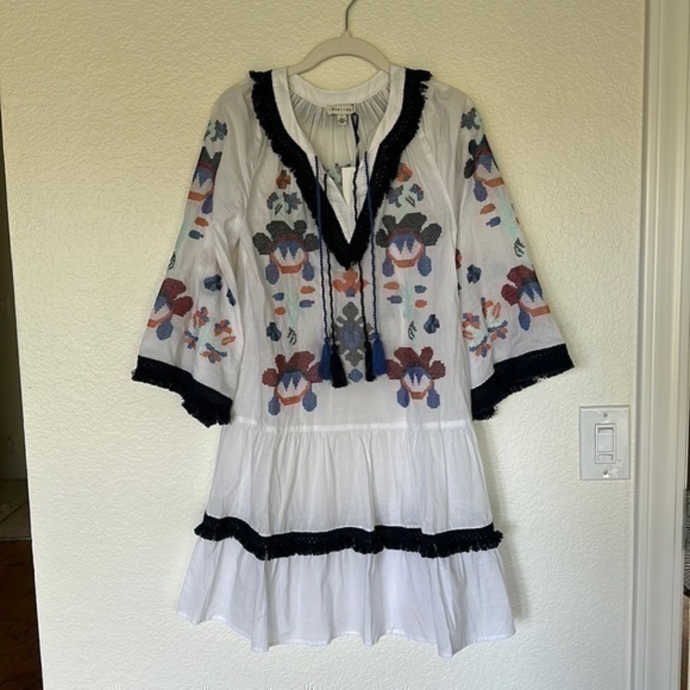 NWT Stellah white embroidered fringe dress cover up small